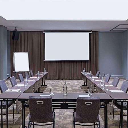 Mercure Living פוטראג'איה מראה חיצוני תמונה A meeting room