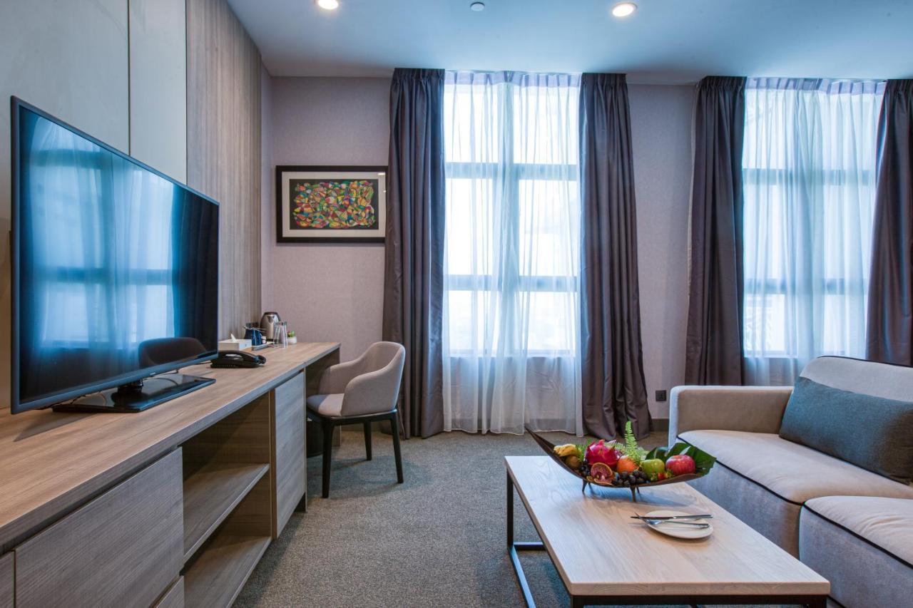 Mercure Living פוטראג'איה מראה חיצוני תמונה A living room in a serviced apartment in Moscow, Russia