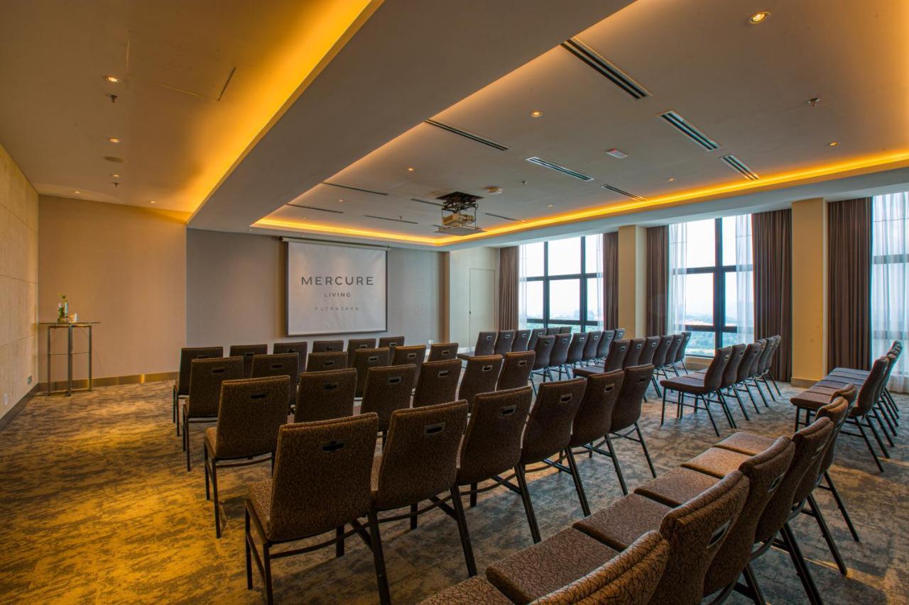 Mercure Living פוטראג'איה מראה חיצוני תמונה Meeting room