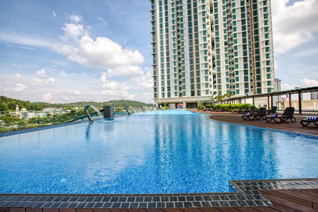Mercure Living פוטראג'איה מראה חיצוני תמונה Infinity Pool