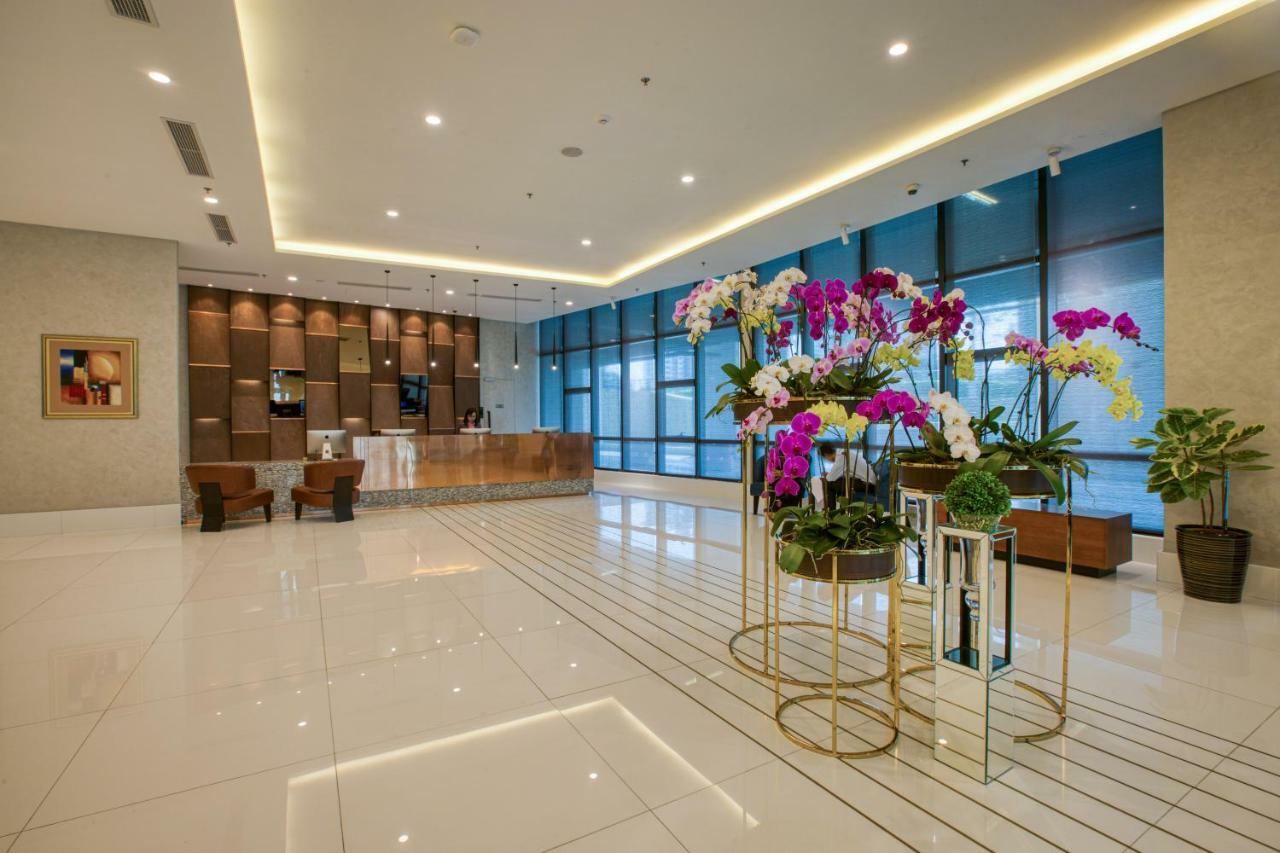 Mercure Living פוטראג'איה מראה חיצוני תמונה Lobby