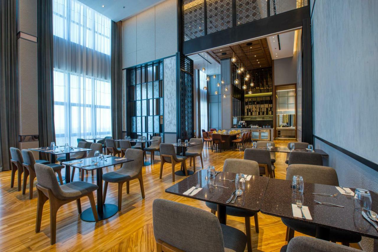 Mercure Living פוטראג'איה מראה חיצוני תמונה The restaurant